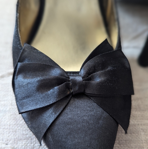 Satin Bow Pumps by Costa Blanca X - Picture 6 of 11